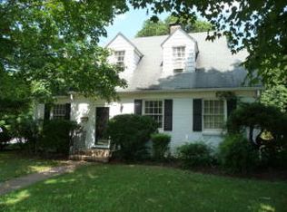 3219 Woodlawn Ave SW, Roanoke, VA 24015