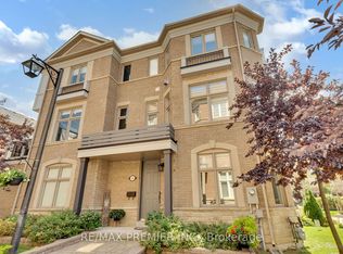 10 Henry Peters Ln, Vaughan, ON L4L 0A7