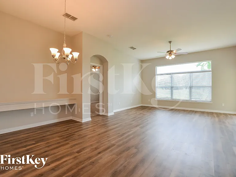 6017 Spring Creek Ct — Photo 5