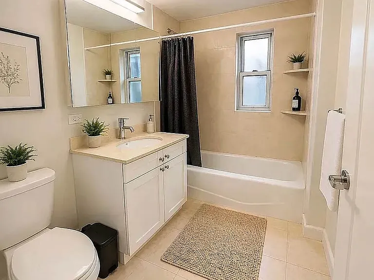 199 E 4th St #6 — Photo 7