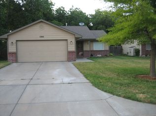 5302 W Memory Ln, Wichita, KS 67212