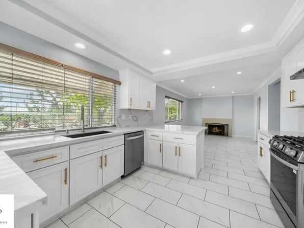23820 Bower Cascade Pl, Diamond Bar, CA 91765
