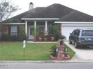 315 Pear Tree Cir, Broussard, LA 70518