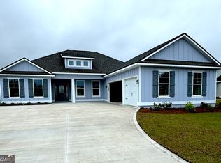 101 Whistler Dr, Kingsland, GA 31548