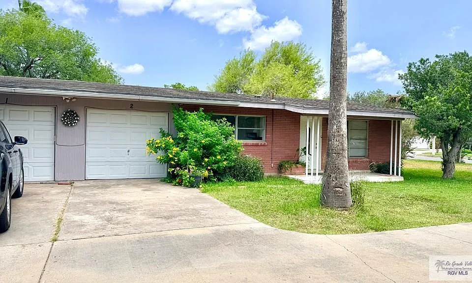 1111 Rosemond Ct #2