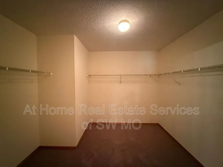 4215 W Madison St — Photo 6