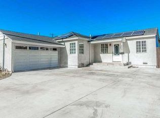18807 Martha St, Tarzana, CA 91356