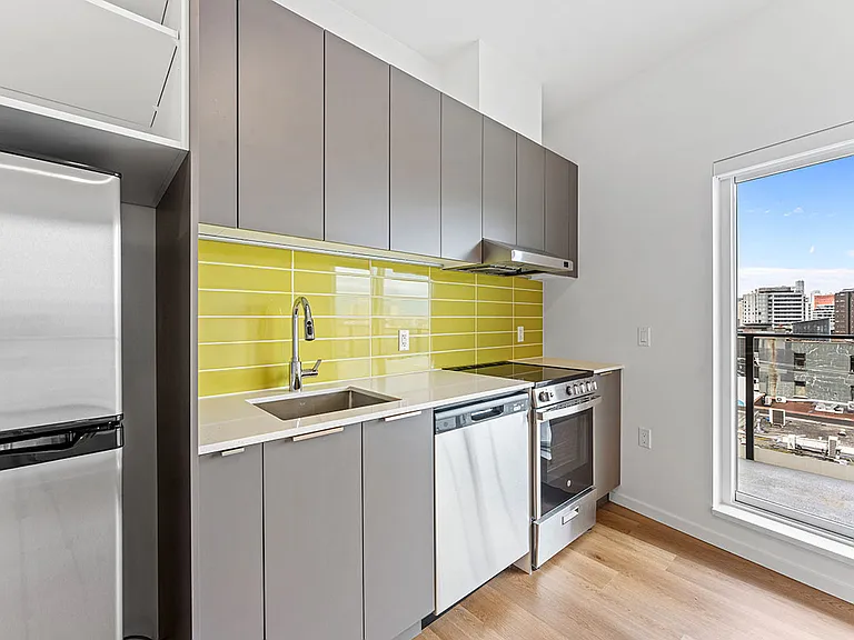 1888 Scotia St #B2 — Photo 5