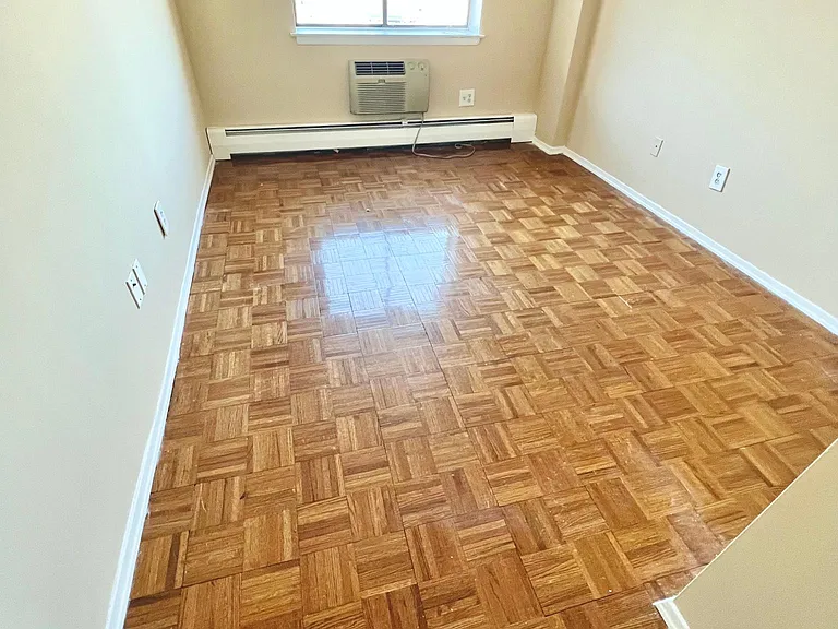 13702 Northern Blvd #2F — Photo 10