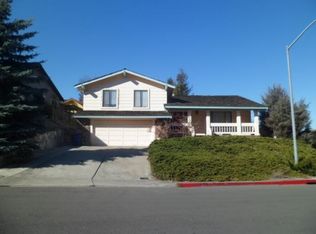 1884 Astor Dr, San Leandro, CA 94577