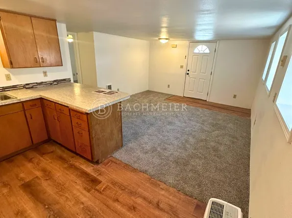 119 SE 9th St, Pendleton, OR 97801