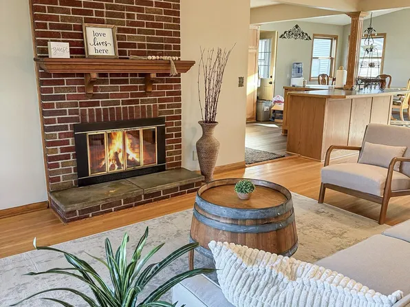 1340 69th Ave NE, Fridley, MN 55432