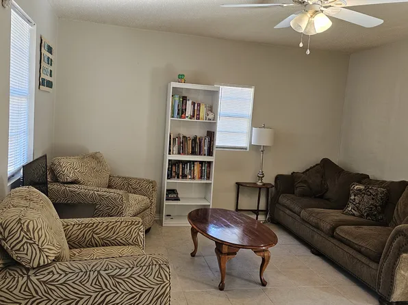 4697 Geneva Dr #B, Pensacola, FL 32526