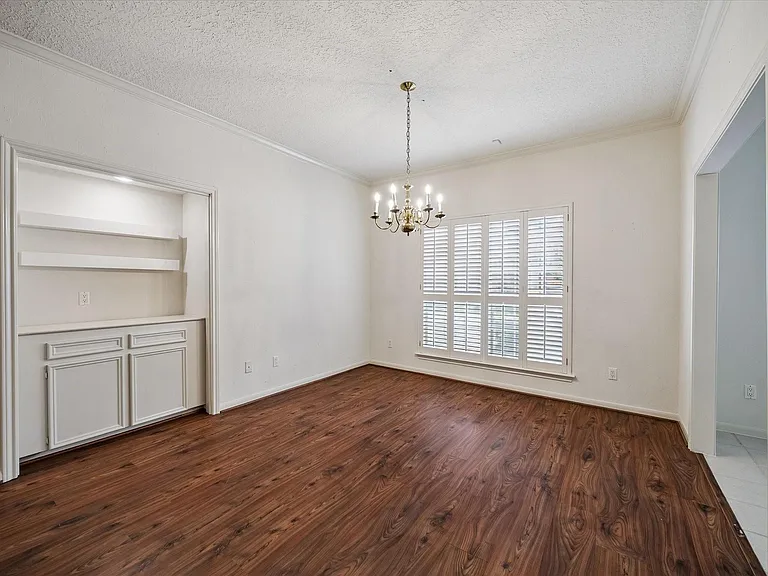 2125 Bering Dr #2125 — Photo 9