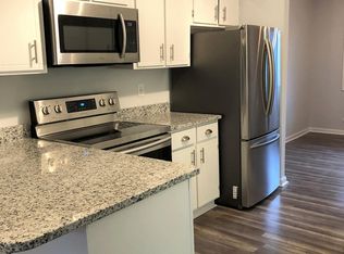 3613 Willow Point Dr, Charlotte, NC 28277