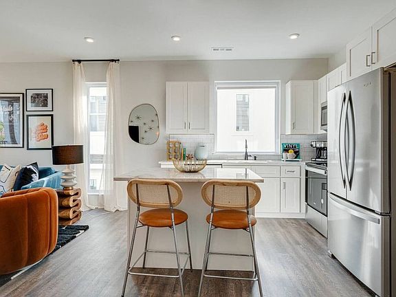 4th image of 5623 Lenox Ave #2