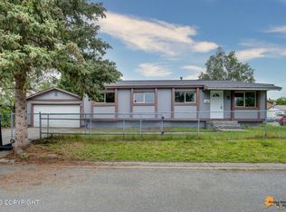 1625 Valarian St, Anchorage, AK 99508