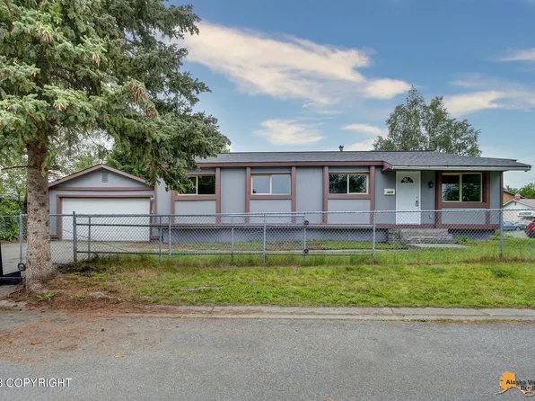 1625 Valarian St, Anchorage, AK 99508