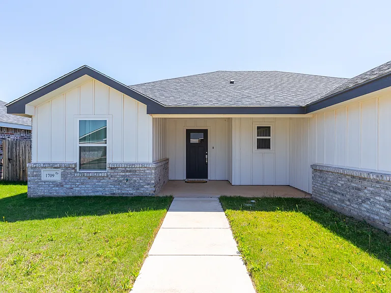 1709 Bandolero Rd — Photo 22