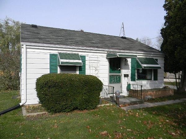 1st image of 1928 Washington Ave