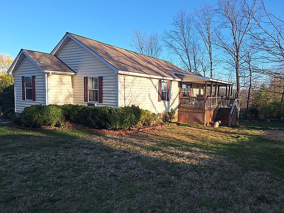 4th image of 148 Hickory Ln