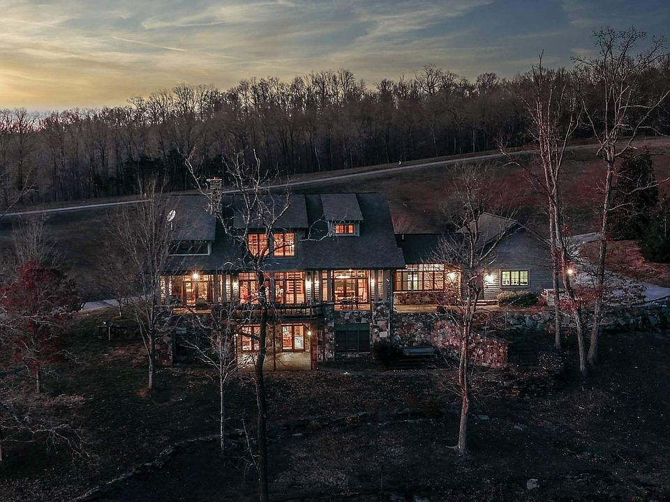 1st image of 342 Eagle Point Dr