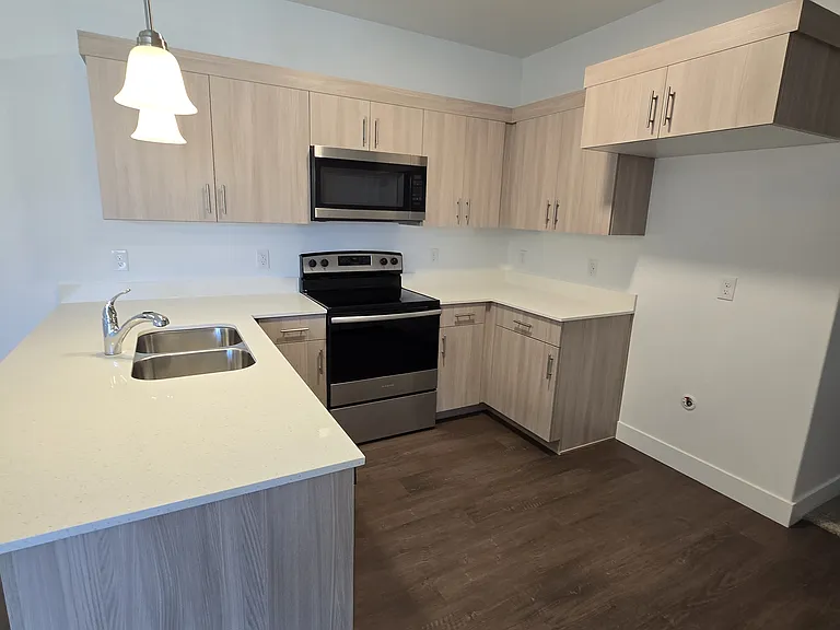 4668 S Olive Ave #201 — Photo 8