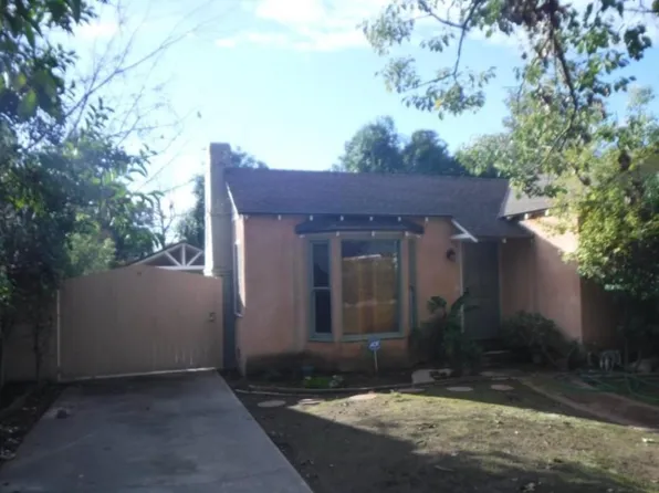 820 E Cortland Ave, Fresno, CA 93704