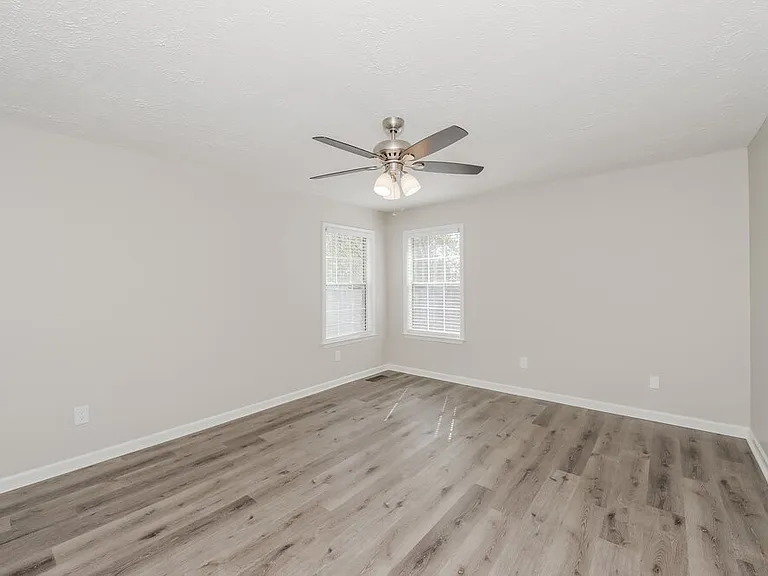 140 Jones Mill Rd — Photo 6