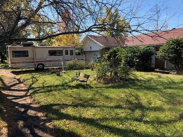 2nd image of 2611 Marchmont Dr