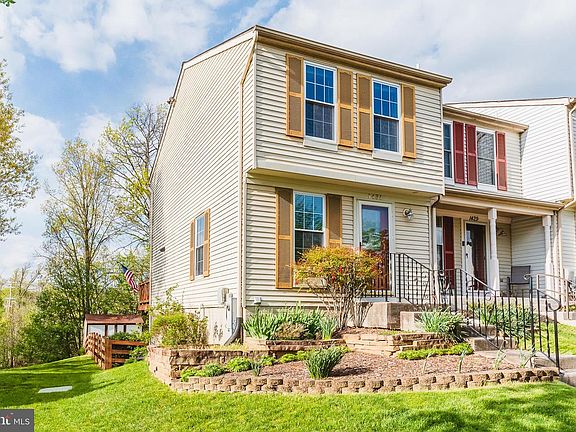 2nd image of 1431 Tarragon Ct