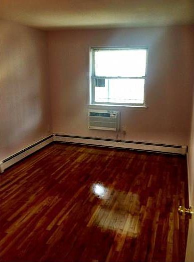 ROOM 2
