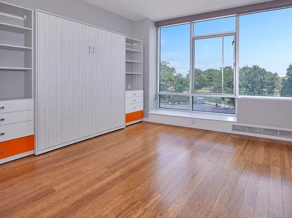 3751 Riverdale Avenue image 9 of 27