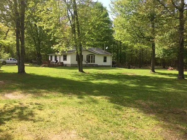 7050 N Poplar Rd, Free Soil, MI 49411