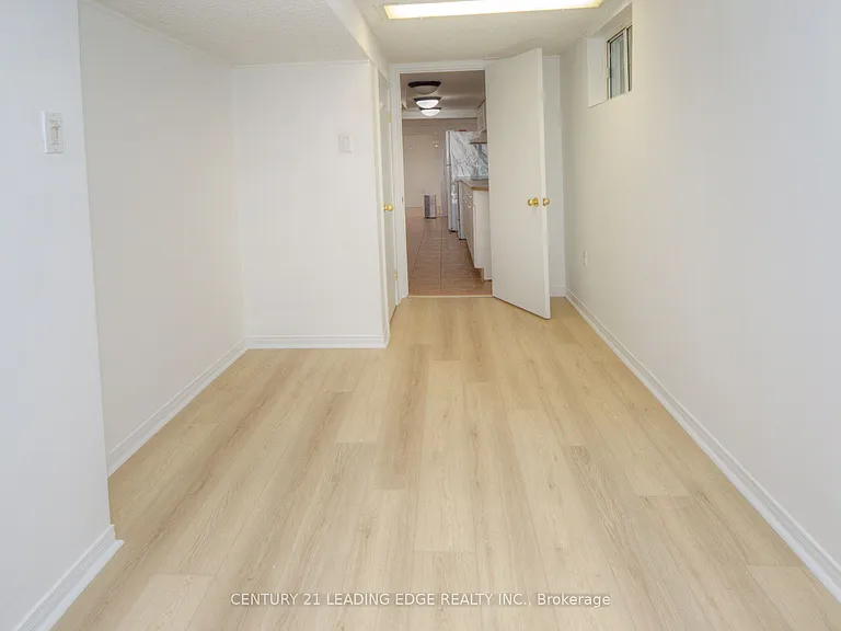9 Wallington Ave — Photo 29