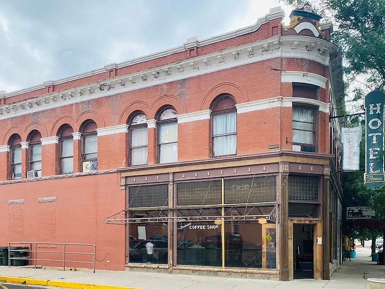 201 W Main St — Photo 8