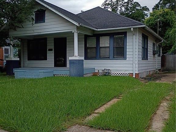 2nd image of 2006 Thornton Ct