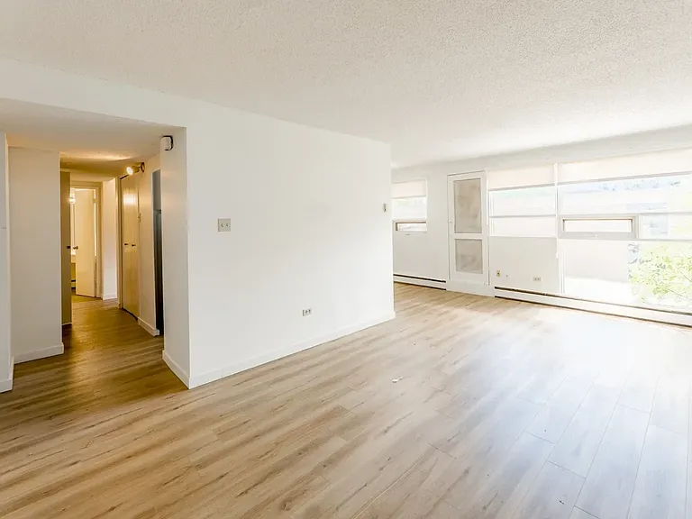 815 50th Ave SW — Photo 63