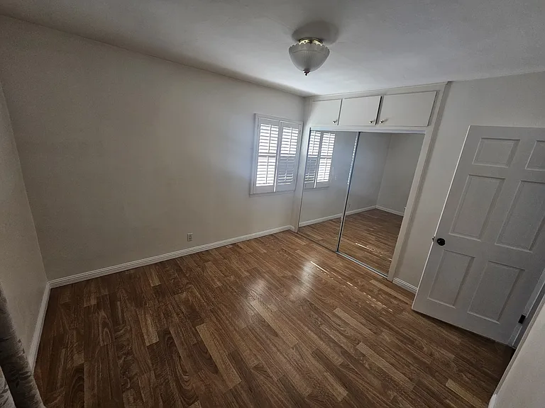 7820 Vantage Ave — Photo 7