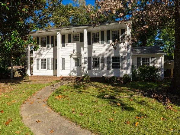 3305 Portsmouth St, Hopewell, VA 23860