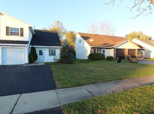 1830 Whitney Dr, Hanover Park, IL 60133