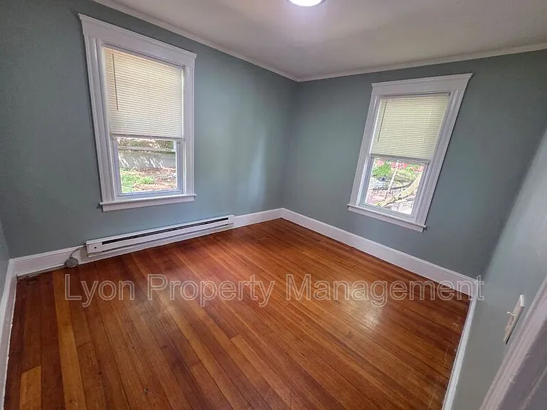 88 Garfield Ave #6 — Photo 5