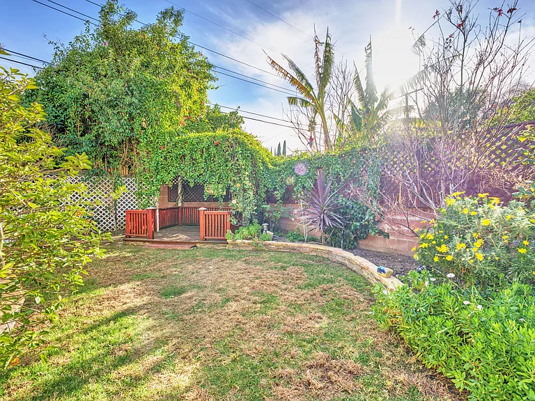 20758 Stephanie Dr — Photo 33