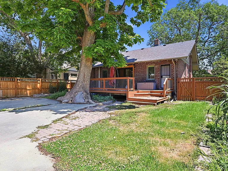 741 Harrison St — Photo 27