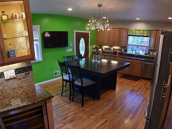 Real hardwood floor