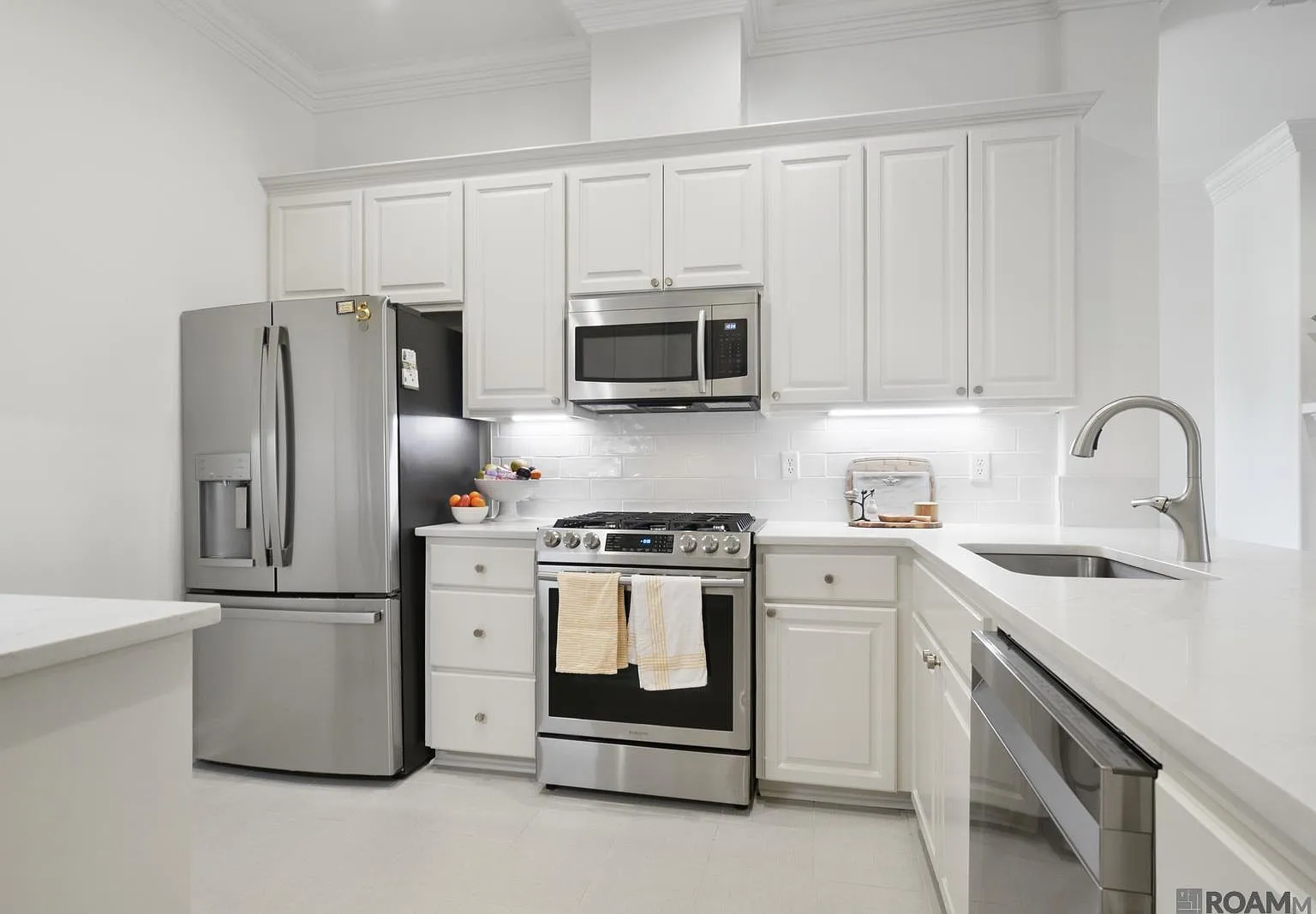 3 bed, 1718 sqft, $2,175 — Photo 3