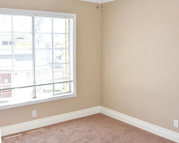 630 W Palm Ave #12 — Photo 69