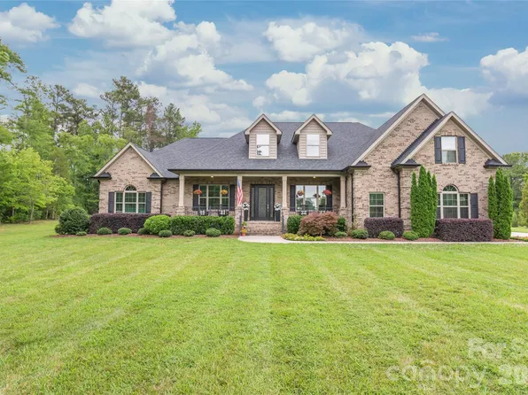 1808 Huntley Ridge Dr, Concord, NC 28025