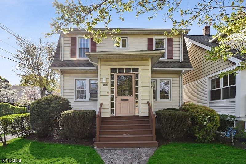 1st image of 120 Grove Ave