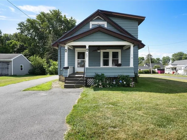 207 Fulton Ave, Fulton, NY 13069